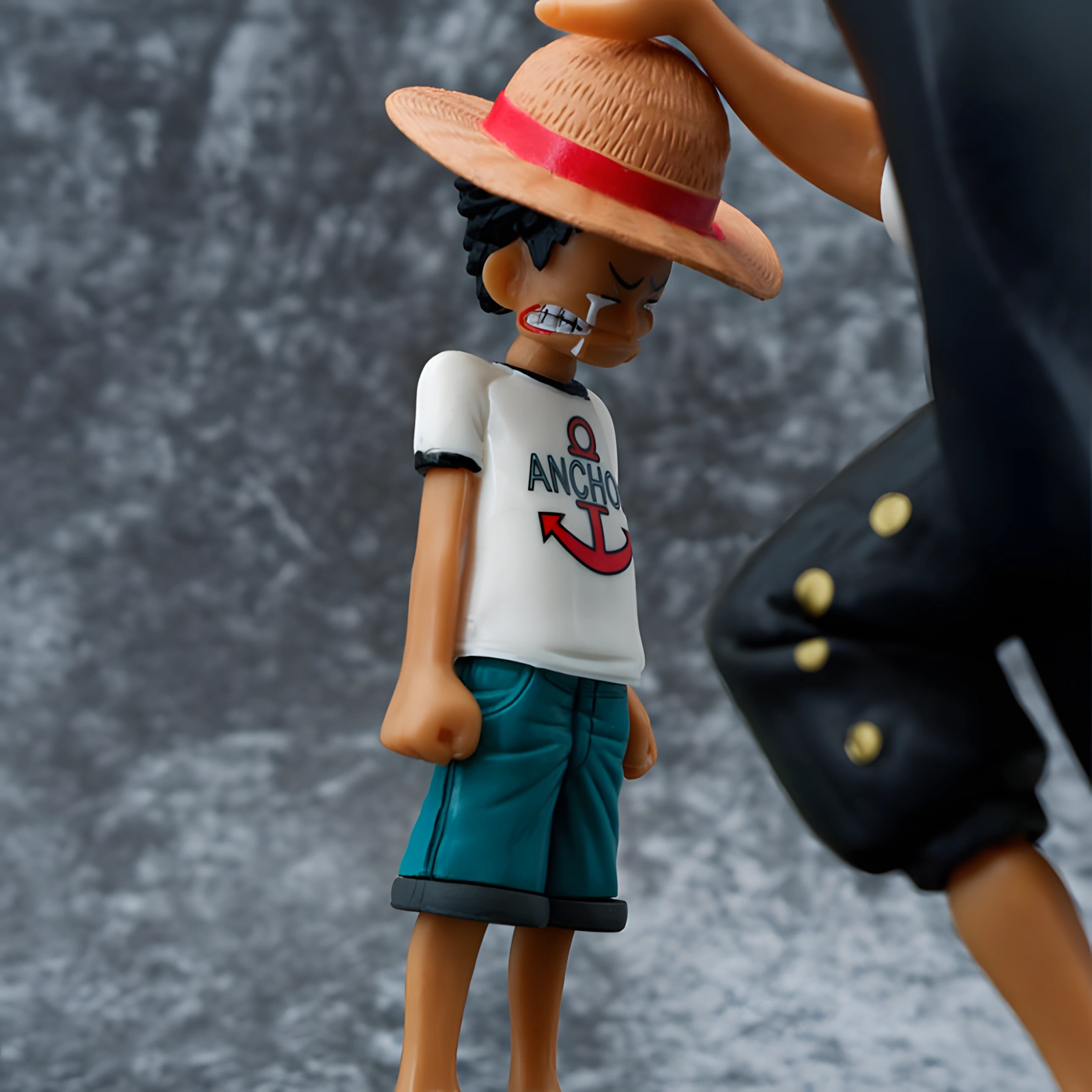 Shanks & Luffy Revible Moment Line Figure - Image 2